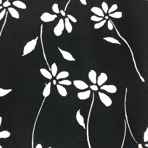 🌟 Pendleton 🌟 Floral Black & White Skirt Set - Picture 2 of 14